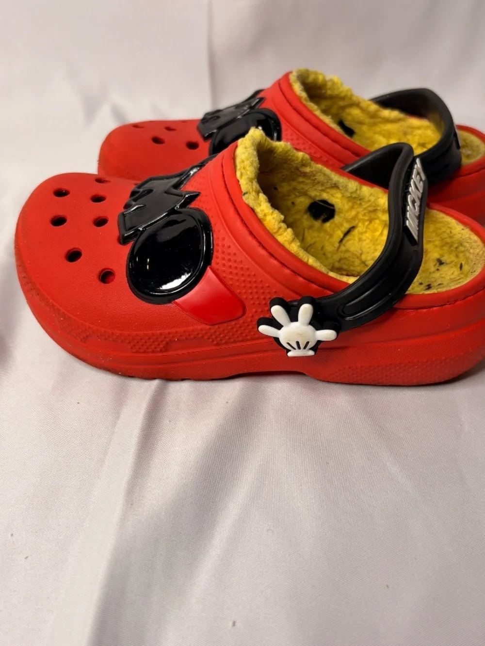 Crocs Classic Disney Kids Size 10 Lined Mickey Mouse Clogs Sandals